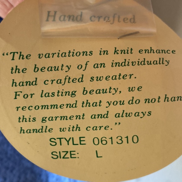 NWT Colter Bay International Sweater, Size Large - Picture 4 of 10